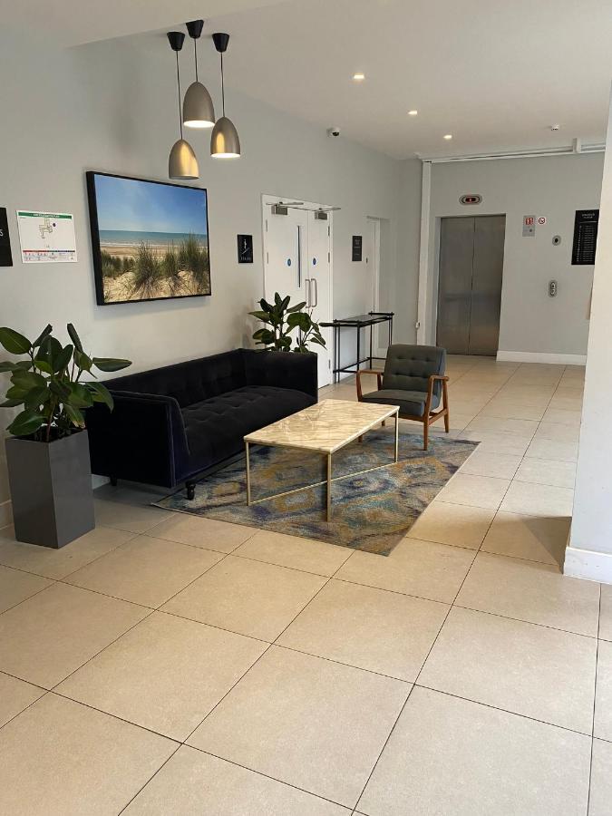 Morden 1 Bedroom City- Apt Central Stylish Living Croydon Exterior foto