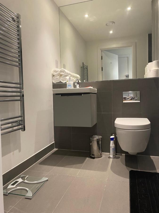 Morden 1 Bedroom City- Apt Central Stylish Living Croydon Exterior foto